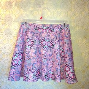 Skater skirt with an adorable paisley print