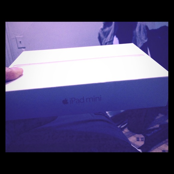 IPad mini 3 16 gb . brand new