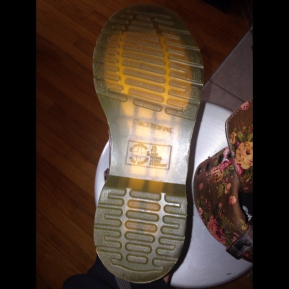 Doc Martens Triumph Boots