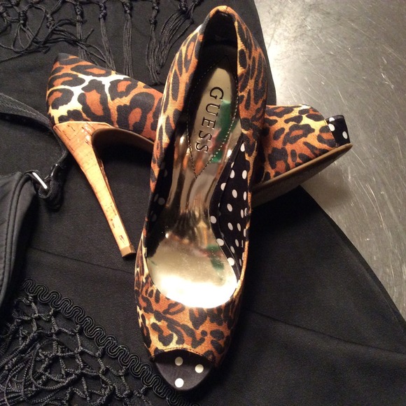 GUESS PLATFORM - Picture 4 of 4