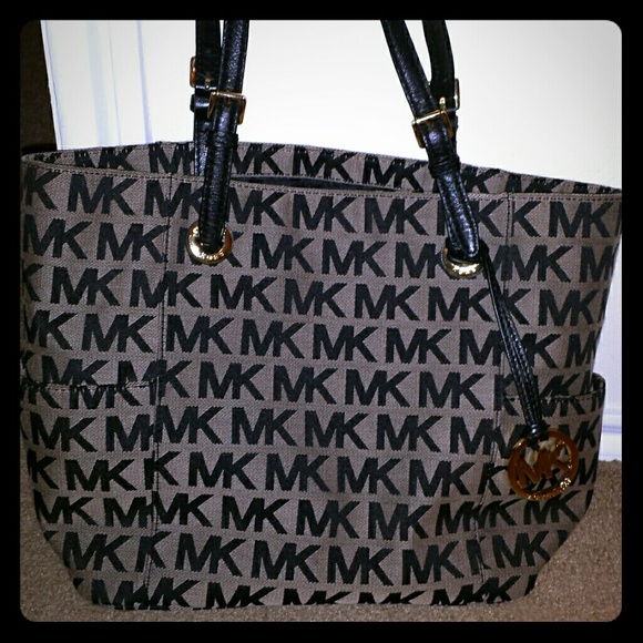 Michael kors  purse