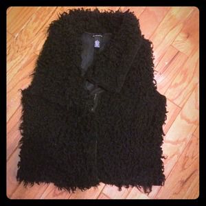 Black faux fur vest!