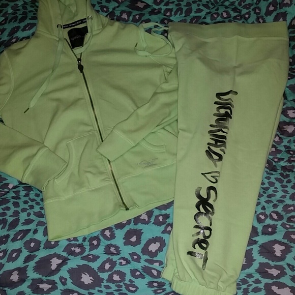 Bundled for @brightonlove! ! Thankyou!!