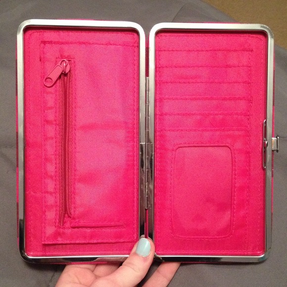 Pink Wallet - Picture 2 of 2