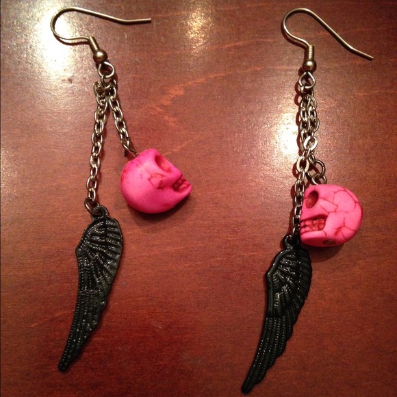 Skull and angel wing earrings