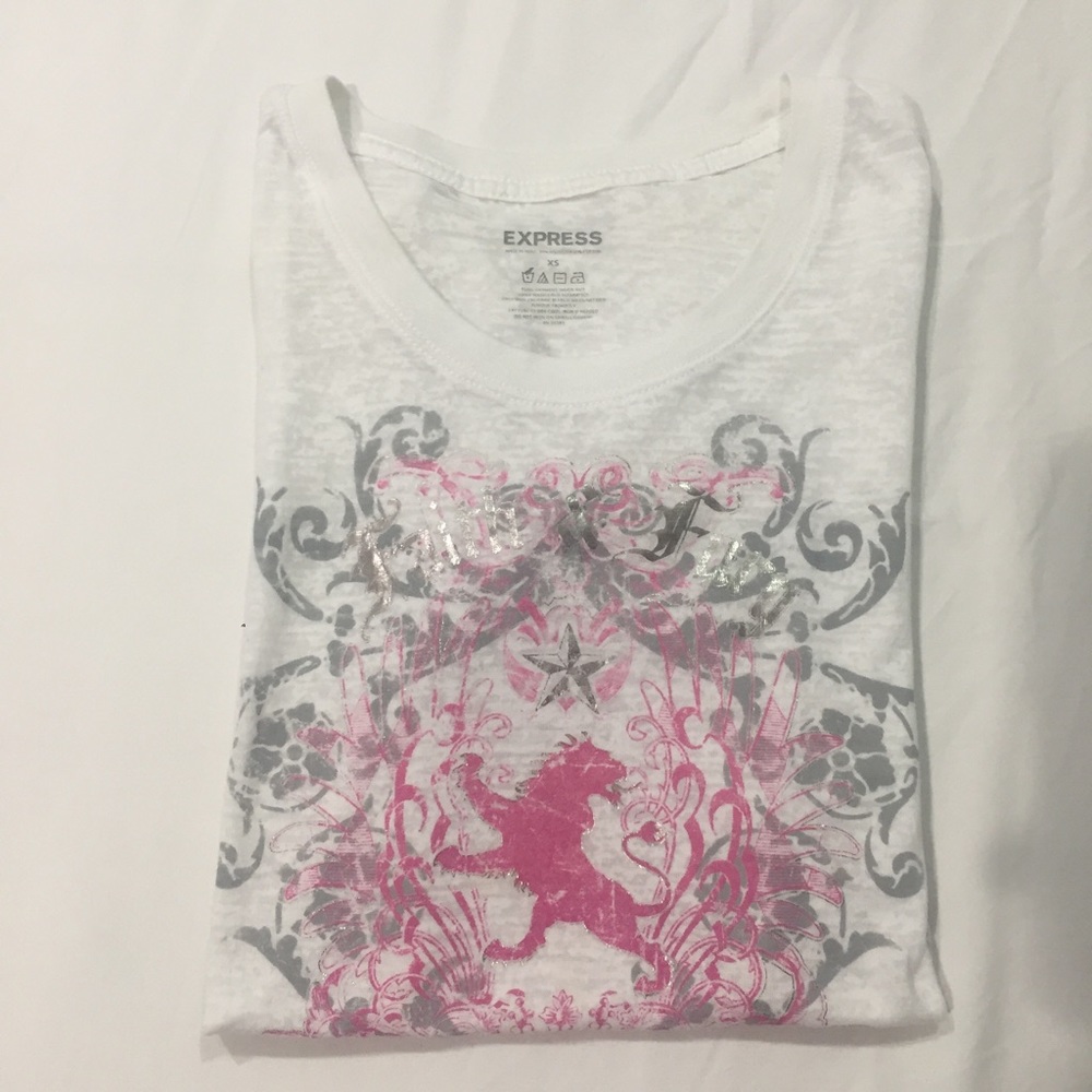 Express Graphic Tee