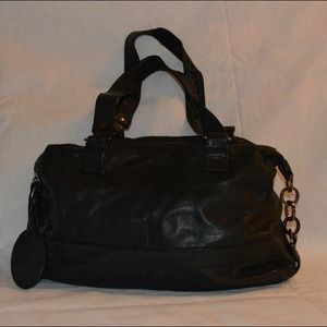 Black Kenneth Cole handbag
