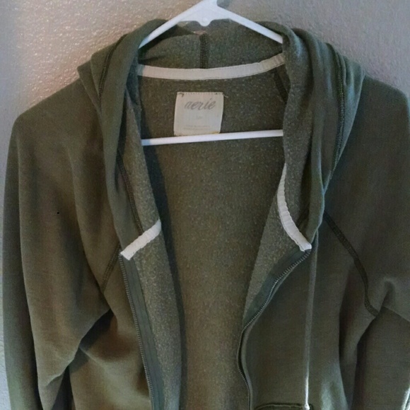Aerie zip up hoodie