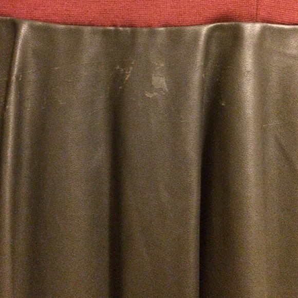 Maroon red faux leather peplum top - Picture 3 of 4