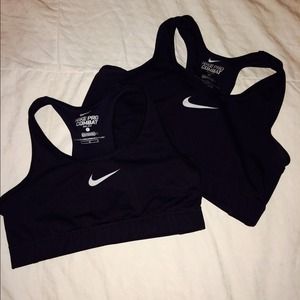 20 EACH NIKE PROCOMPRESSION SPORTSBRA + FREE TEE