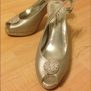 Silver peep toe sling back heels