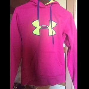 Under Armour sweatshirt (size: small)