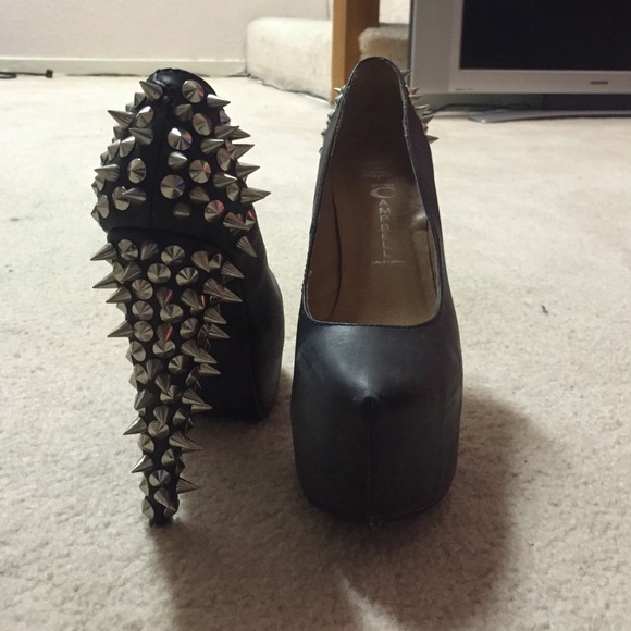 Jeffrey Campbell Stud and spiked heels - Picture 2 of 4