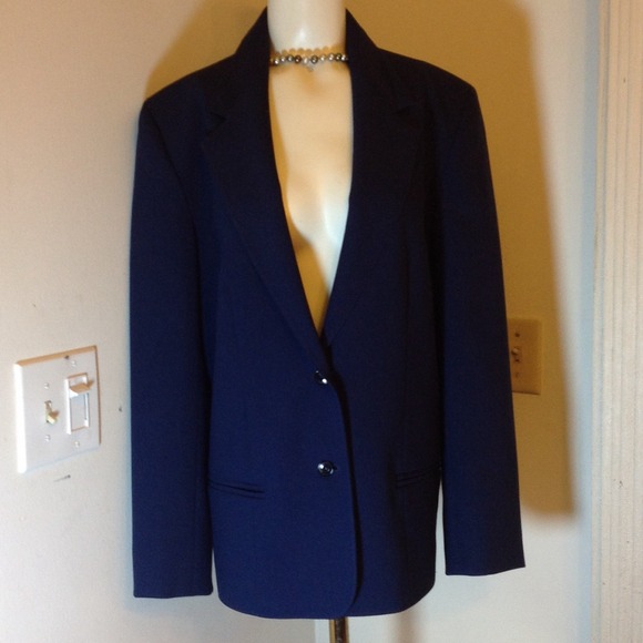 PYETTES Jackets & Blazers - NAVY BLUE LINED BLAZER