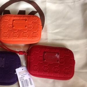 AUTHENTIC MK WRISTLETS ORANGE&RED AVAILABLE