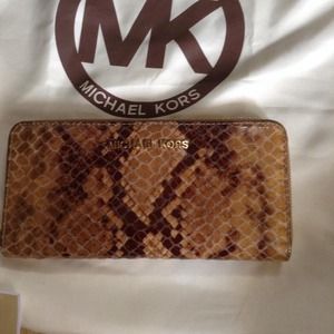 AUTHENTIC MK LONG WALLET