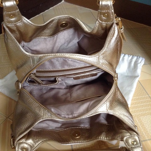 AUTHENTIC MK GOLD TOTE BAG - Picture 3 of 3