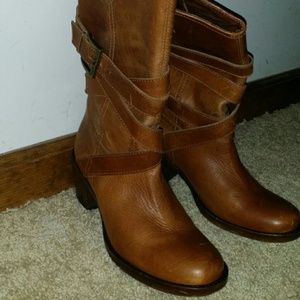 Luggage color slouch boots