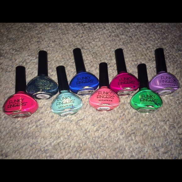 Funky fingers nail polish