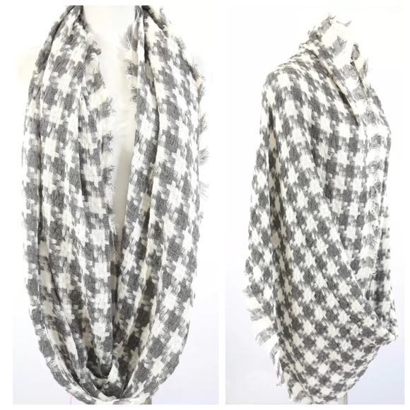 Gray & White Soft Houndstooth Infinity Scarf - Picture 2 of 4