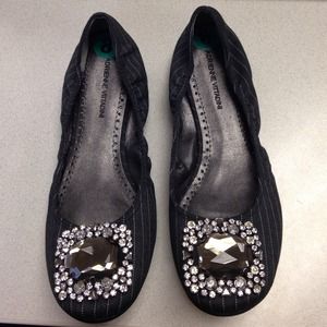 Adrienne Vittadini flats