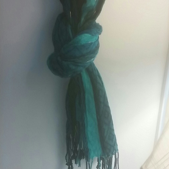 Lot of 3 scarves!! - Picture 4 of 4