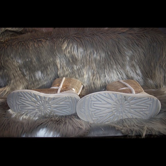 SOLD - Picture 3 of 3