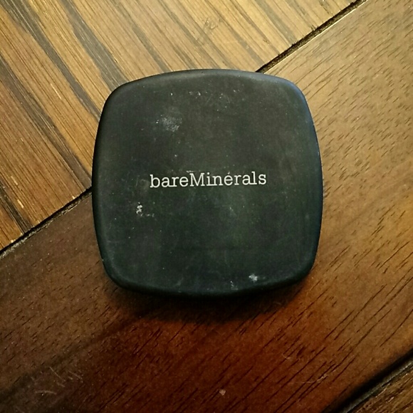 Eye Shadow - Picture 2 of 3