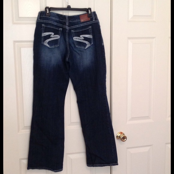 Maurice's jeans