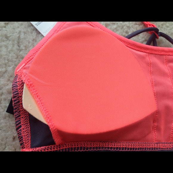 💕LLD Sports Bra - Small 💕 - Picture 4 of 4