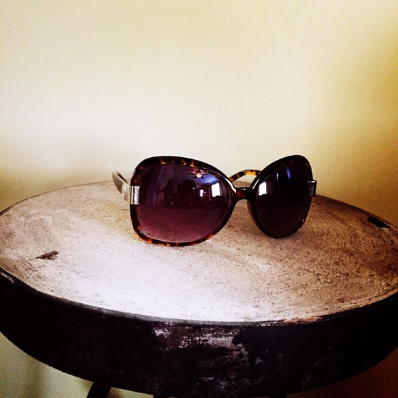 Coco & Lolly oversized sunglasses