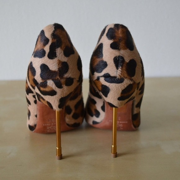 SOLD! Kurt Geiger London leopard print pumps - Picture 3 of 4