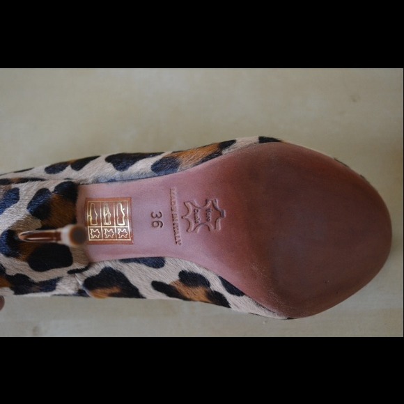 SOLD! Kurt Geiger London leopard print pumps - Picture 4 of 4