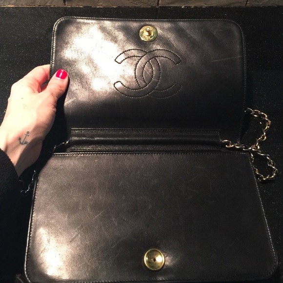 Vintage lamb skin CHANEL bag - Picture 2 of 9
