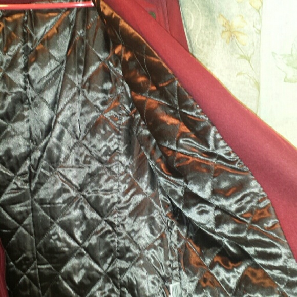 Coat - Picture 2 of 4