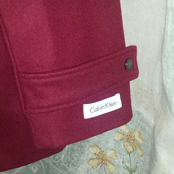 Coat - Picture 3 of 4