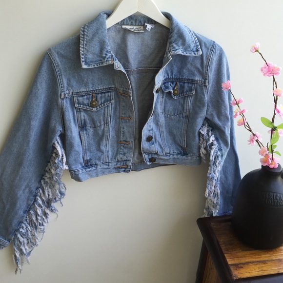 Newport News Jeanology Denim - • VINTAGE JEANS JACKET •
