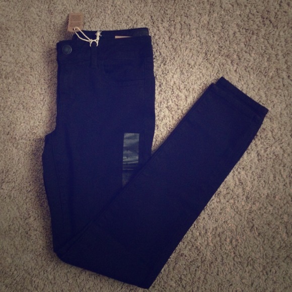 American Eagle Black Jegging
