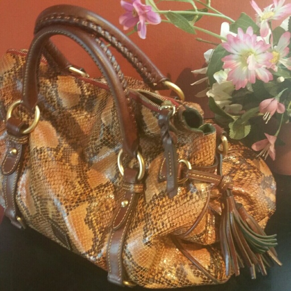 Handbag - Picture 2 of 2