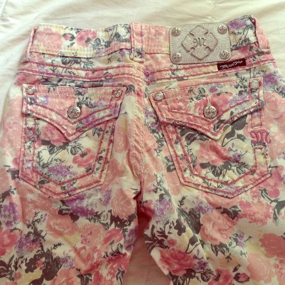 Miss me floral print skinny denim 🌸