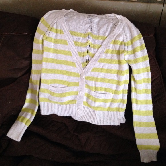 American Eagle Cardigan - Picture 1 of 2