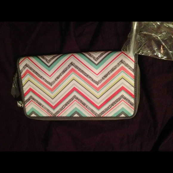 Thirty one coupon clutch party punch brand new