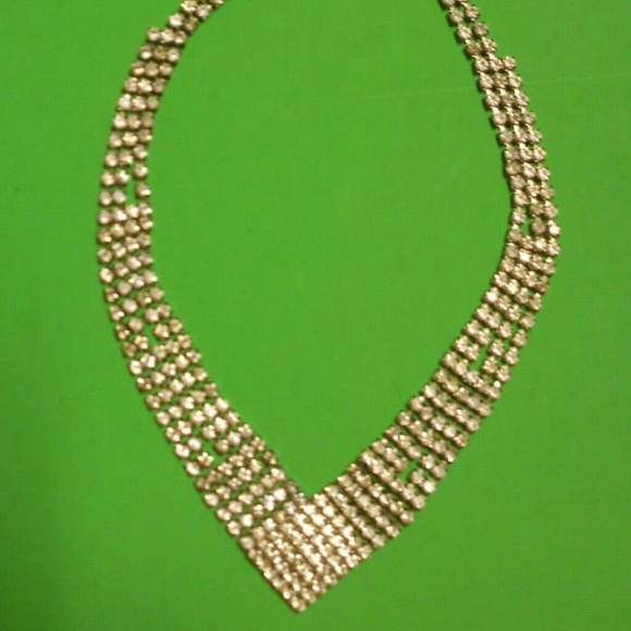 DIAMOND RHINESTONE NECKLACE