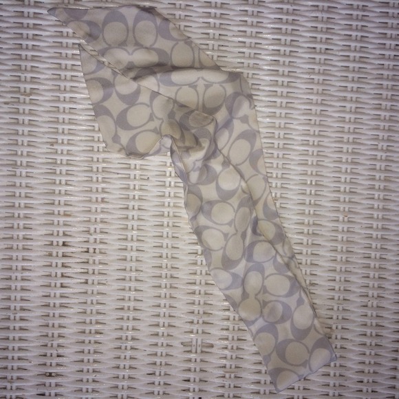 Coach scarf