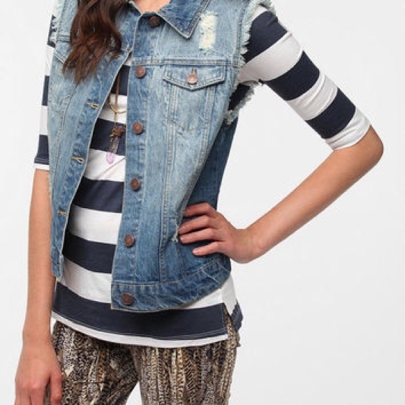 Urban Outfitters BDG Denim Trucker Vest