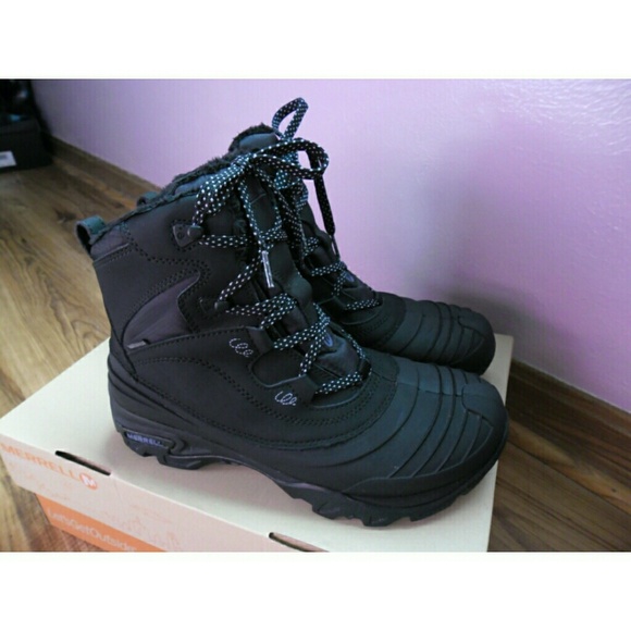*Sold* Merrell Snowbound Opti-Warm Boots