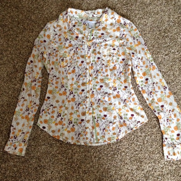 Old Navy floral print button down shirt