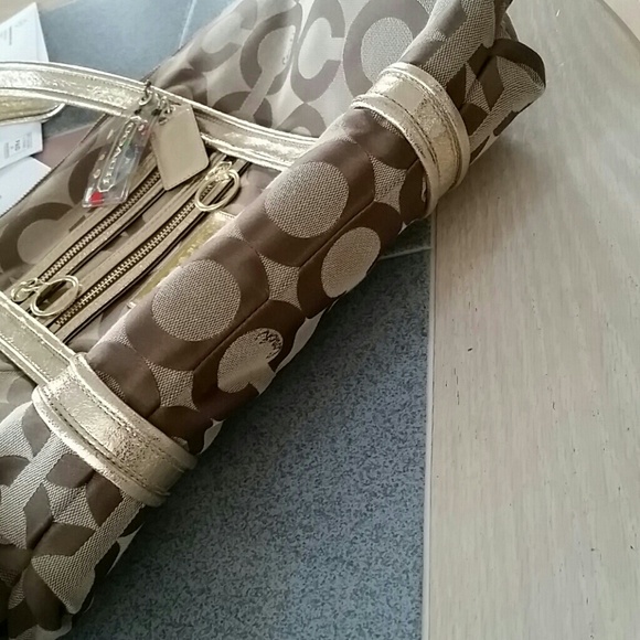 Coach bundle - Picture 4 of 4