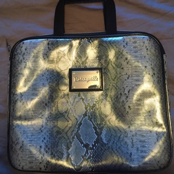 Betsy Johnson laptop case