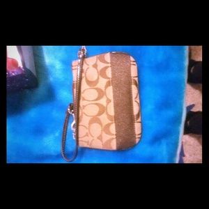 COACH WRIST PURSE